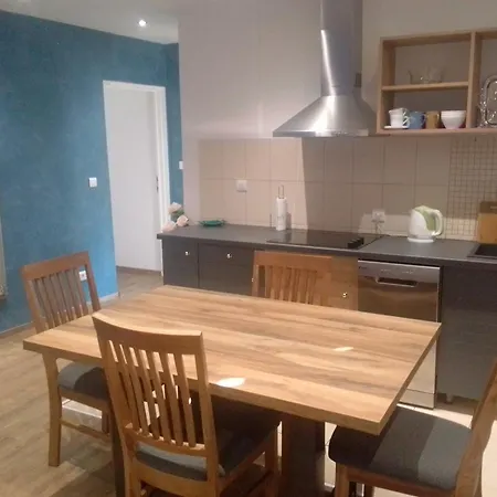 Apartments Near The Beach Ines Makarska Exterior photo
