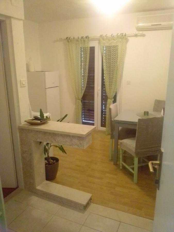Near The Ines Appartement *
